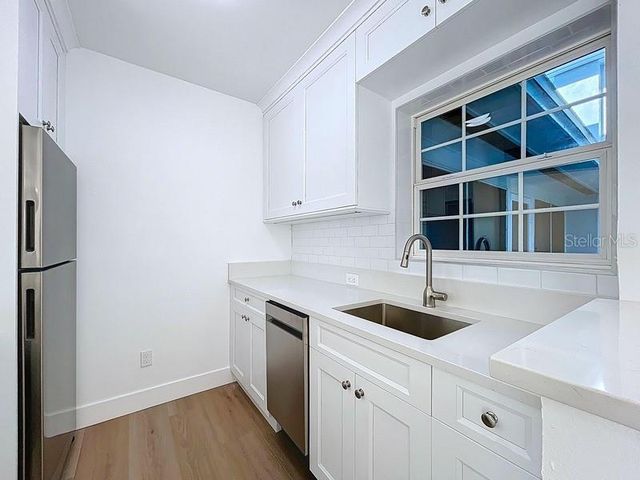 1800 PASS-A-GRILLE WAY 2, St Pete Beach, FL 33706