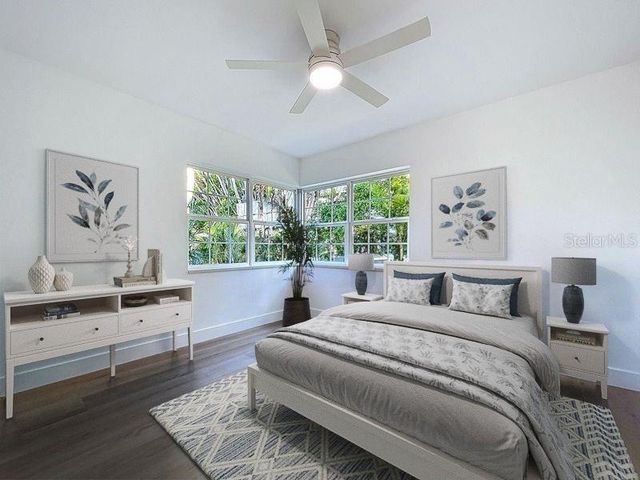 1800 PASS-A-GRILLE WAY 2, St Pete Beach, FL 33706