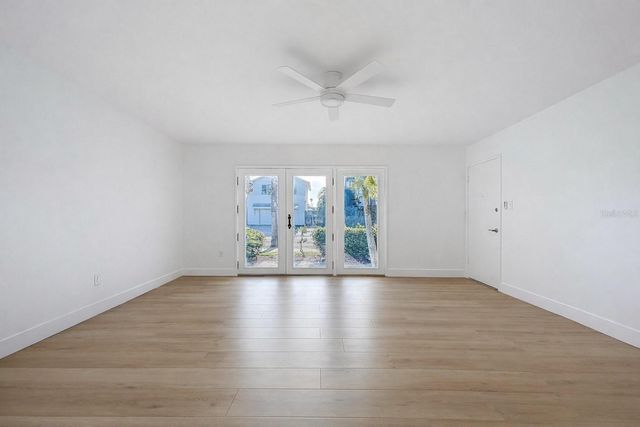1800 PASS-A-GRILLE WAY 2, St Pete Beach, FL 33706