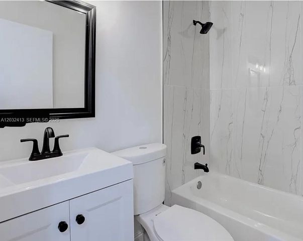 5501 NW 7th Street E408, Miami, FL 33126