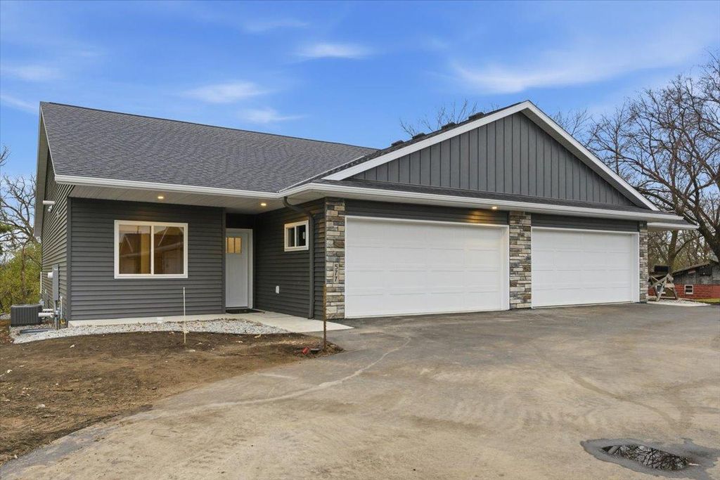 577 Main Street W, Richmond, MN 56368