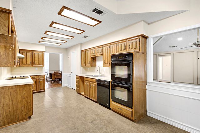 42 Indian Trail, Hickory Creek, TX 75065