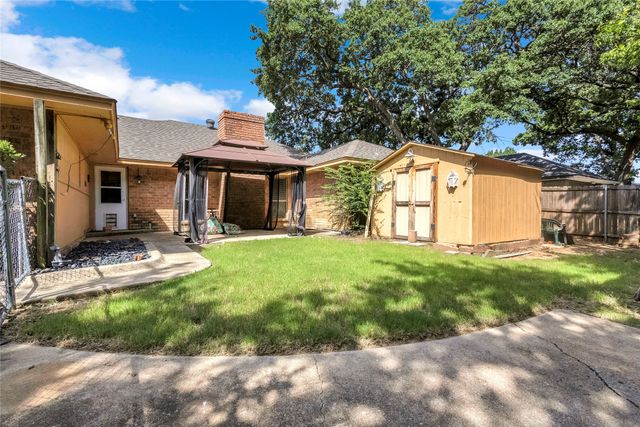 42 Indian Trail, Hickory Creek, TX 75065