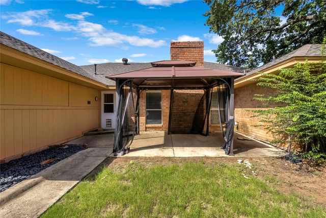 42 Indian Trail, Hickory Creek, TX 75065