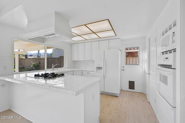 32022 Grenville Court, Westlake Village, CA 91361