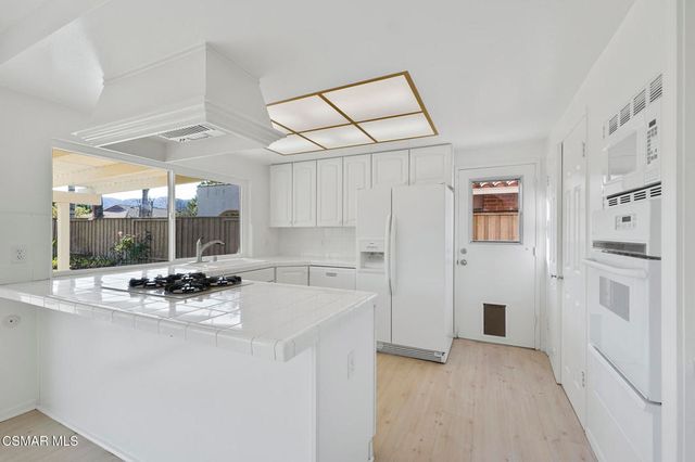 32022 Grenville Court, Westlake Village, CA 91361