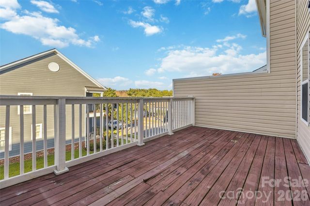 10710 Kemptown Square Square S, Mint Hill, NC 28227