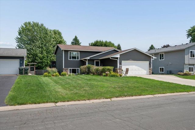 14390 Exley Lane, Apple Valley, MN 55124