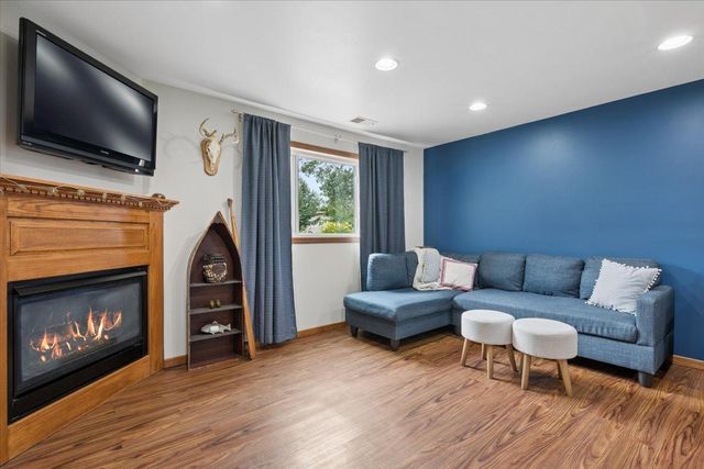 14390 Exley Lane, Apple Valley, MN 55124