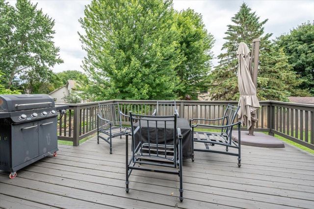 14390 Exley Lane, Apple Valley, MN 55124
