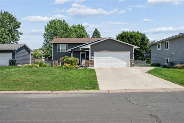 14390 Exley Lane, Apple Valley, MN 55124