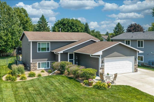 14390 Exley Lane, Apple Valley, MN 55124