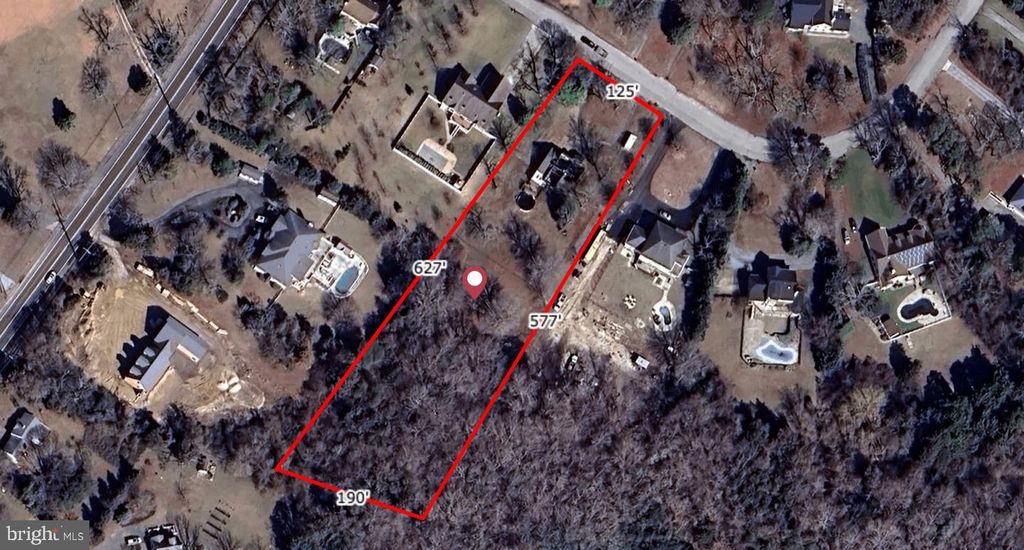 18 RAVENWOOD E DR E, Cape May Court House, NJ 08210
