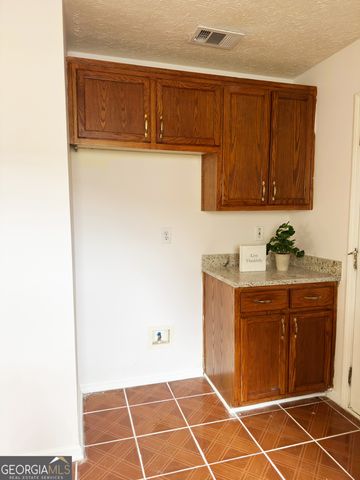 358 Summit Lane, Riverdale, GA 30274