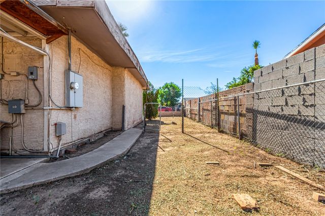 616 W Mobile Lane, Phoenix, AZ 85041