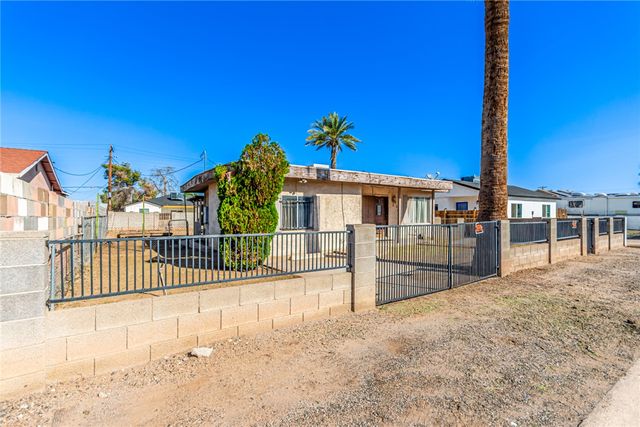 616 W Mobile Lane, Phoenix, AZ 85041