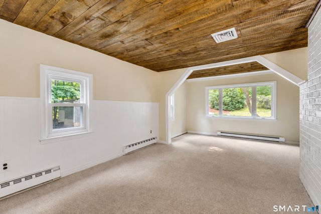 165 Colchester Avenue, East Hampton, CT 06424