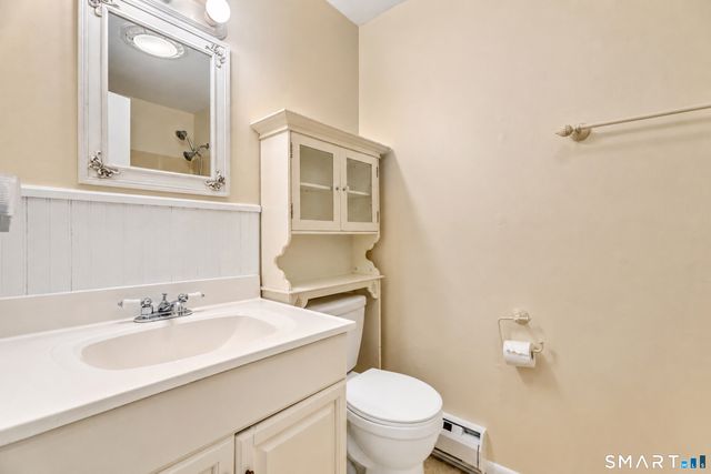 165 Colchester Avenue, East Hampton, CT 06424