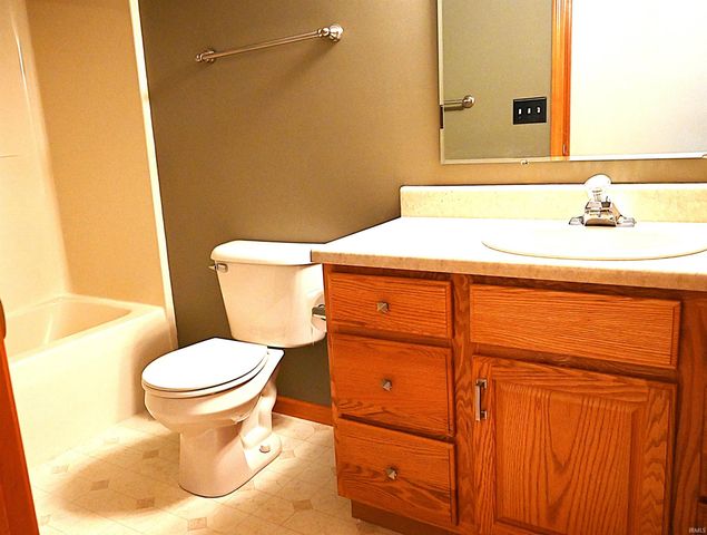 5630 Cutters Creek, Fort Wayne, IN 46835
