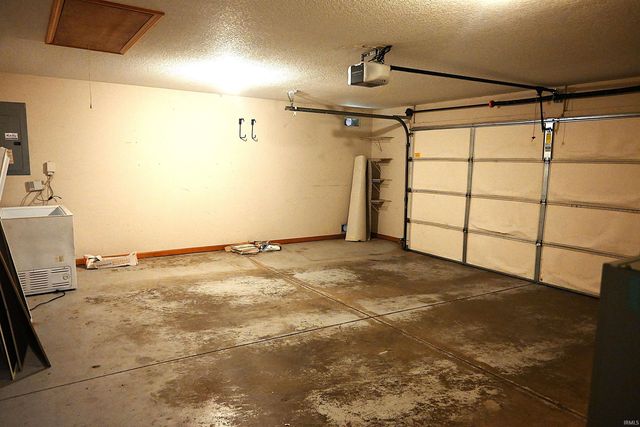 5630 Cutters Creek, Fort Wayne, IN 46835