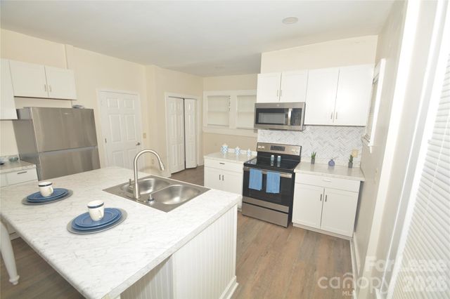 4101 Gossett Avenue, Charlotte, NC 28208