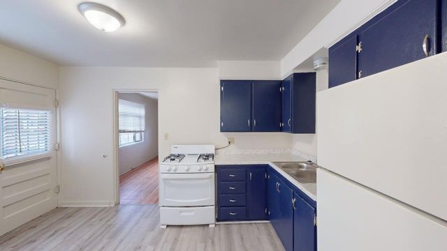 1003 Carlisle Boulevard SE, Albuquerque, NM 87106