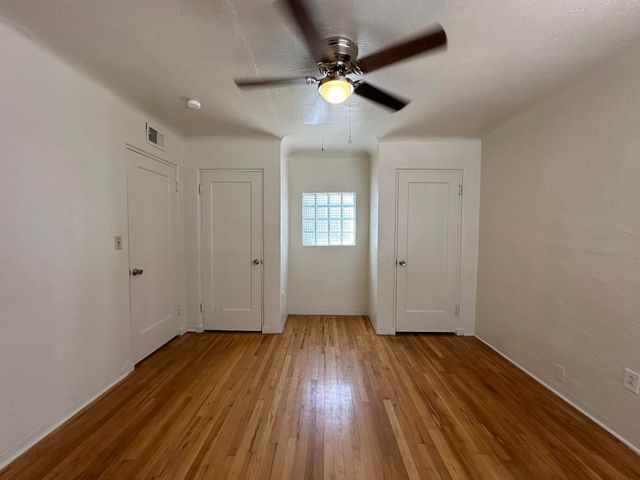 1003 Carlisle Boulevard SE, Albuquerque, NM 87106
