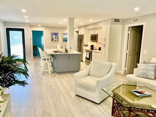 1556 S Ocean Lane 103, Fort Lauderdale, FL 33316