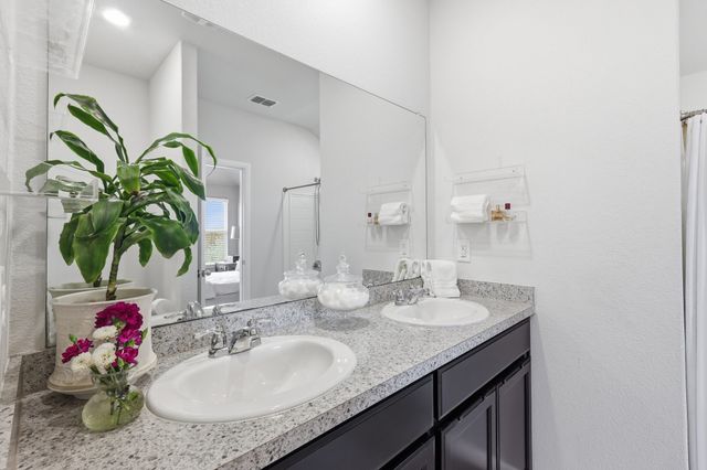 9200 Desertrock Road, Fort Worth, TX 76131