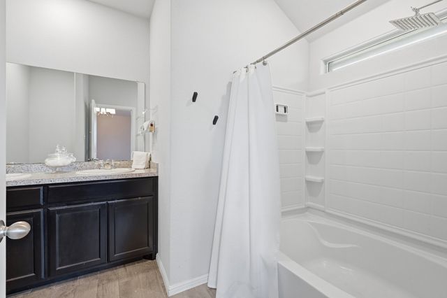 9200 Desertrock Road, Fort Worth, TX 76131