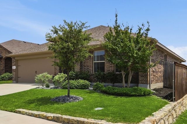 9200 Desertrock Road, Fort Worth, TX 76131