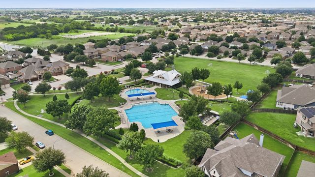 9200 Desertrock Road, Fort Worth, TX 76131