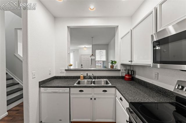 7362 Sandy Springs Point, Fountain, CO 80817