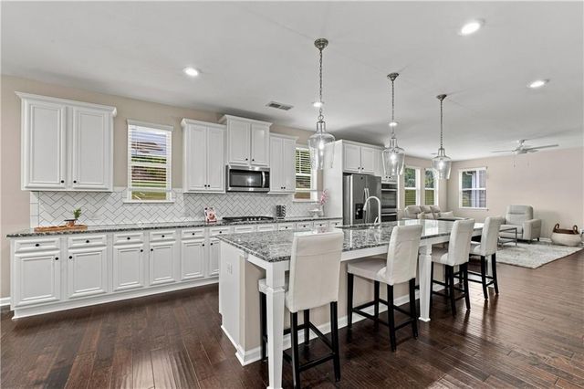 3946 Woodoats Circle, Buford, GA 30519