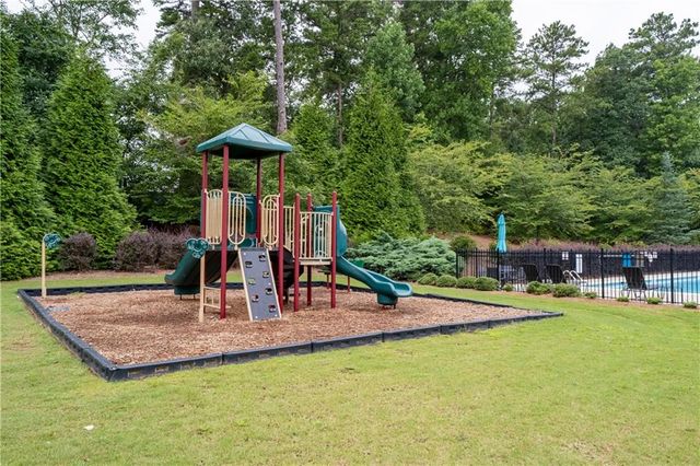 3946 Woodoats Circle, Buford, GA 30519