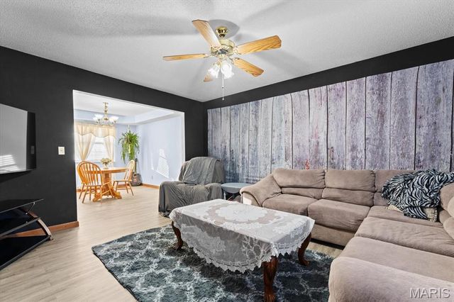 1 Larkspur Drive, New Baden, IL 62265