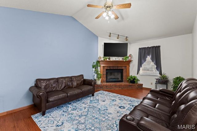 1 Larkspur Drive, New Baden, IL 62265