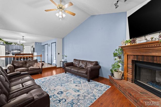 1 Larkspur Drive, New Baden, IL 62265