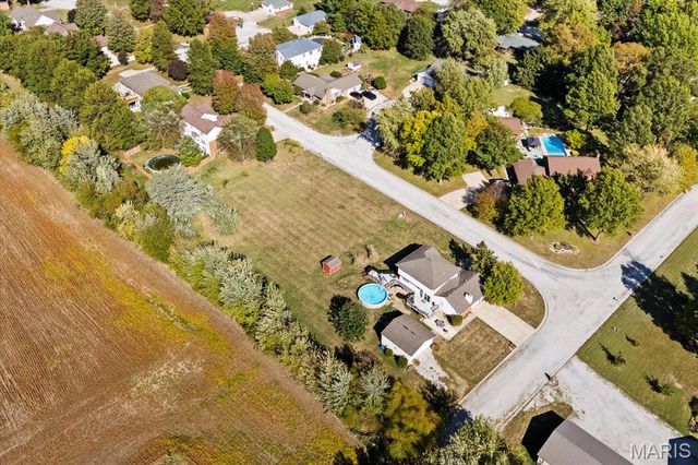 1 Larkspur Drive, New Baden, IL 62265