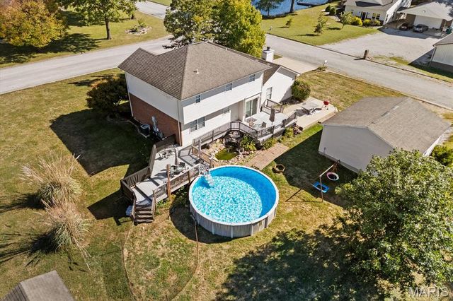 1 Larkspur Drive, New Baden, IL 62265