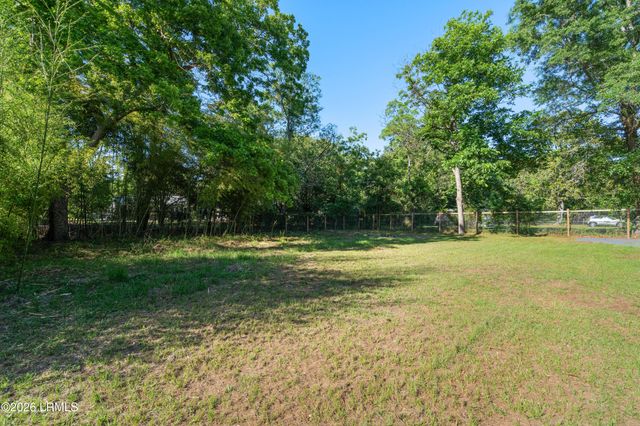 2315 Southside Boulevard, Beaufort, SC 29902