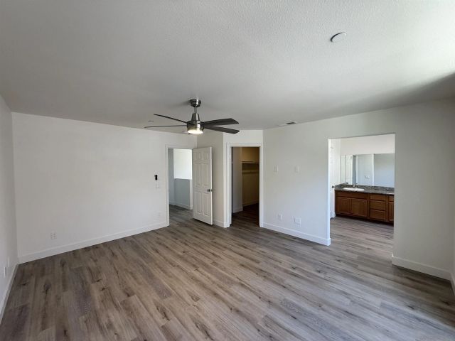 391 Connecticut, El Cajon, CA 92020