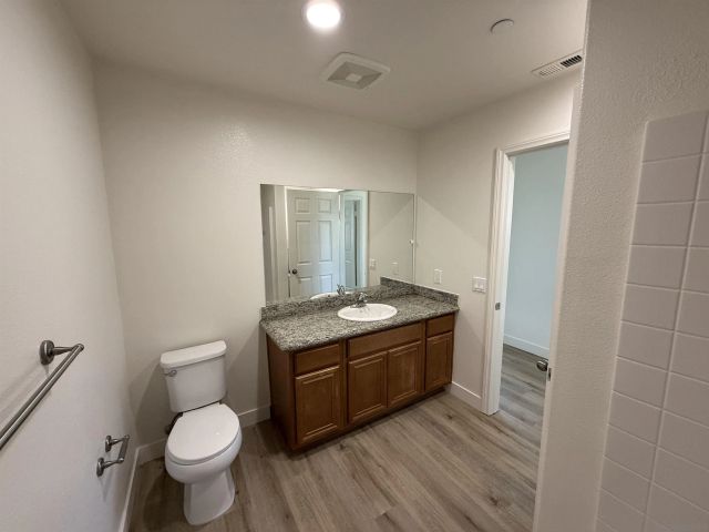 391 Connecticut, El Cajon, CA 92020