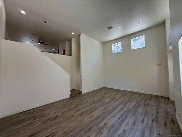 391 Connecticut, El Cajon, CA 92020