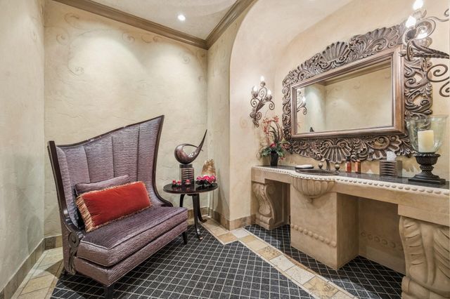 2 Lacewood Lane, Piney Point Village, TX 77024