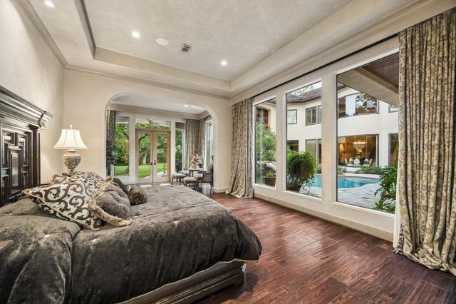 2 Lacewood Lane, Piney Point Village, TX 77024