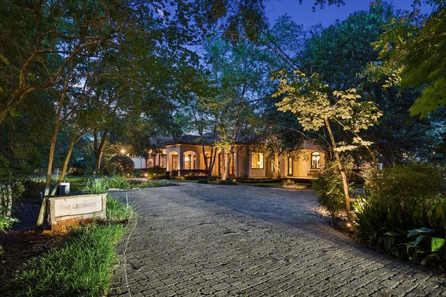 2 Lacewood Lane, Piney Point Village, TX 77024