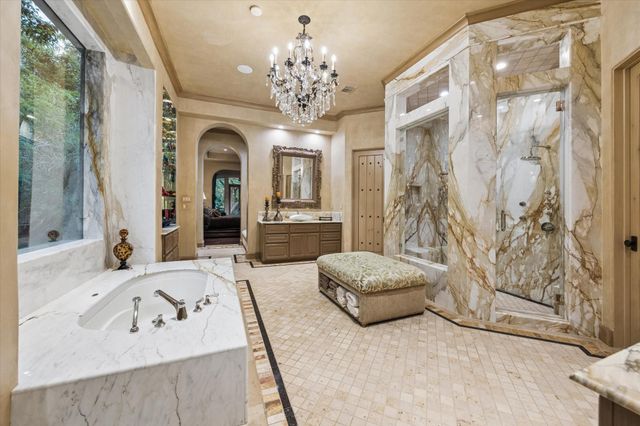 2 Lacewood Lane, Piney Point Village, TX 77024
