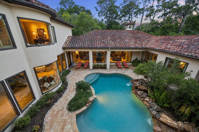 2 Lacewood Lane, Piney Point Village, TX 77024