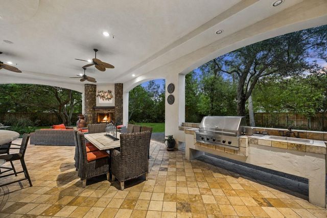 2 Lacewood Lane, Piney Point Village, TX 77024